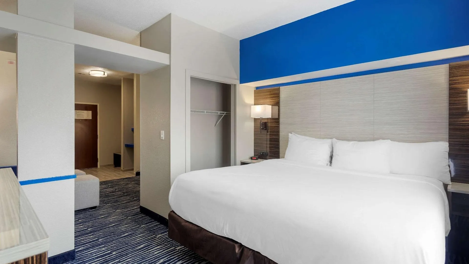 Comfort Inn & Suites Memphis