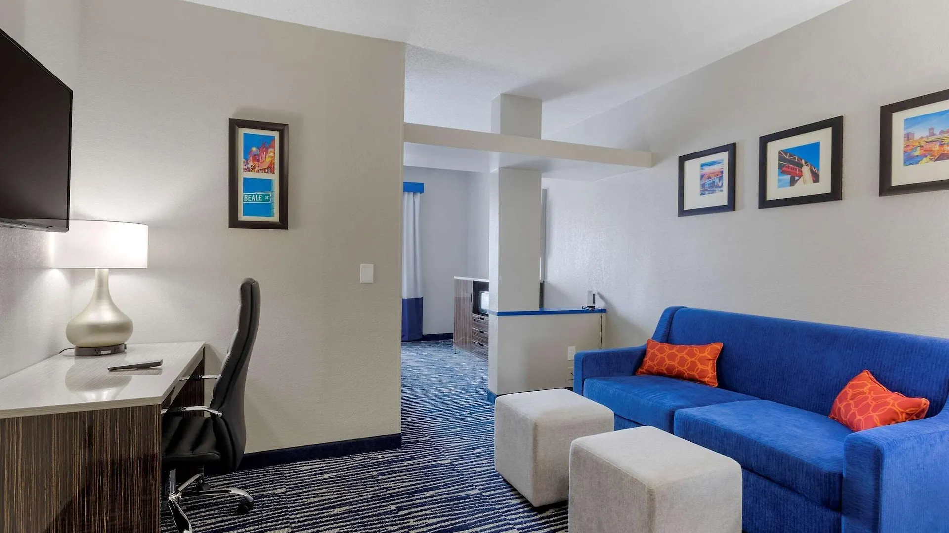Comfort Inn & Suites Memphis 3*,