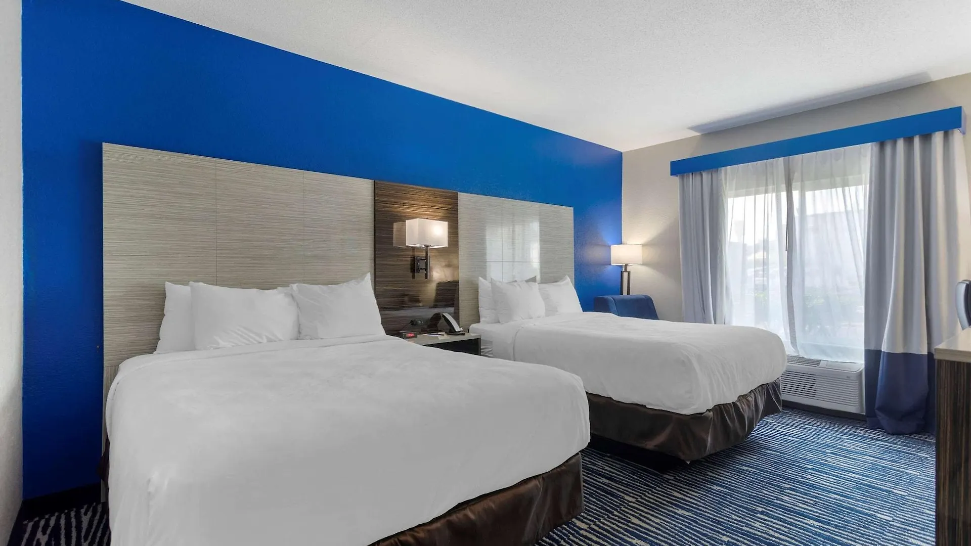 Comfort Inn & Suites Memphis Hotel