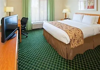 Comfort Inn & Suites Memphis Hotel